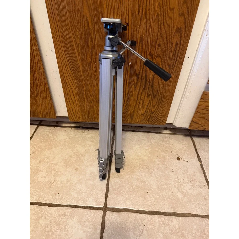 Velbon Aluminum Tripod with Pan Tilt Head Silver Black Camera Stand